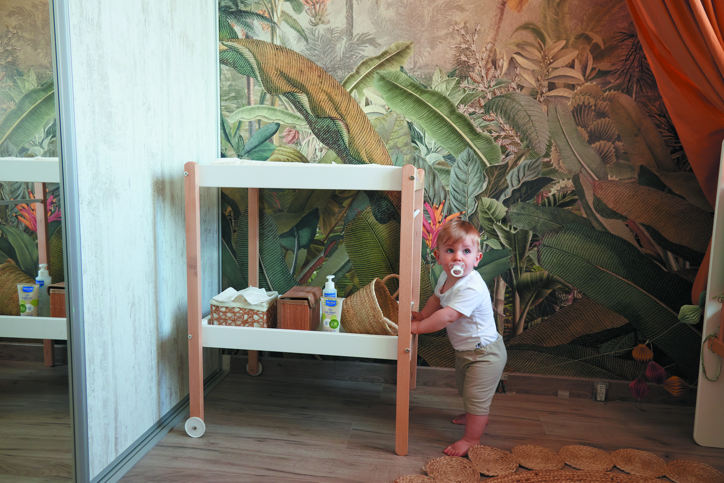 TABLE A LANGER ALICE_LIFESTYLE (2)